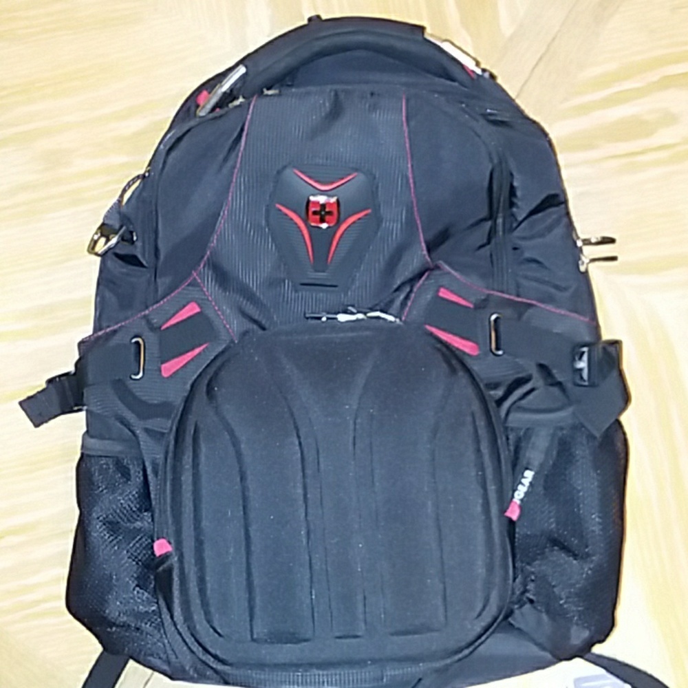 SwissGear laptop backpack Black - Picture 1 of 6